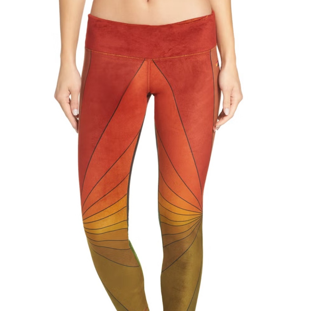 AVIATOR NATION Rainbow Sunburst Velour Leggings - Medium